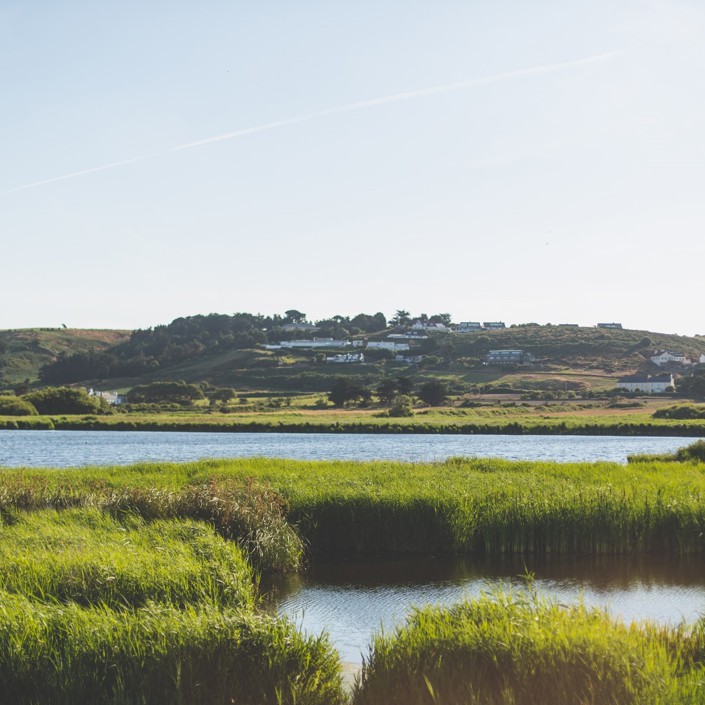 Walking St Ouen's Pond (1)